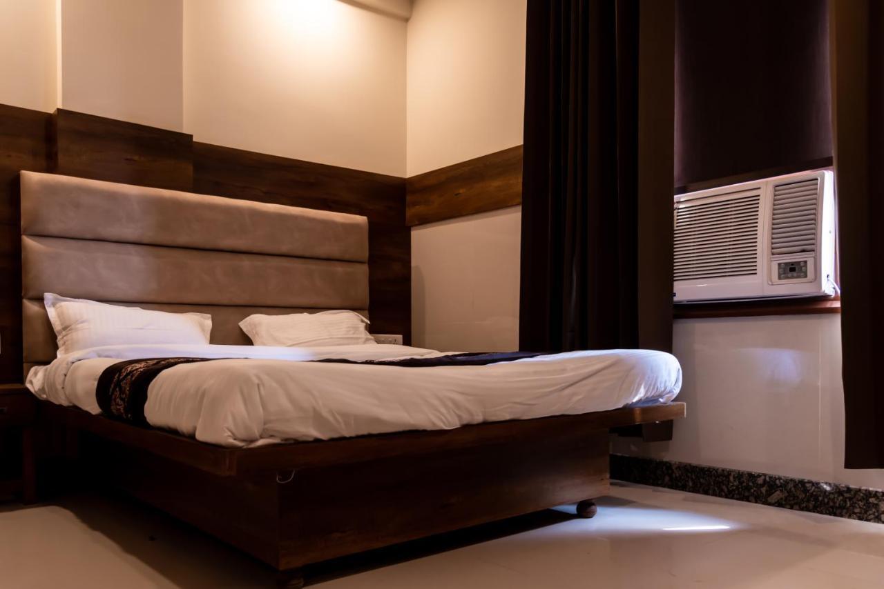 Hotel Arihant Palace , Katra Katra  Eksteriør bilde